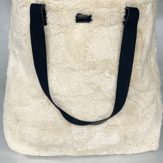 Lana nett/tote bag i lammeskinn – lys beige