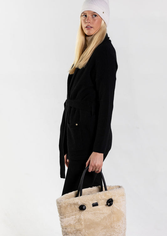 Lea bucket bag i lammeskinn